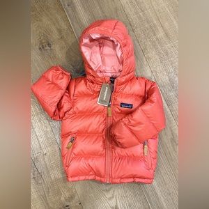 Patagonia Hi-Loft Down Sweater Hoody - Size 2T NWT